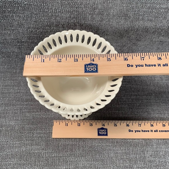I. Godinger Co. Compote Pedestal Bowl White Porcelain Lace Cut Out Rim - Picture 14 of 15